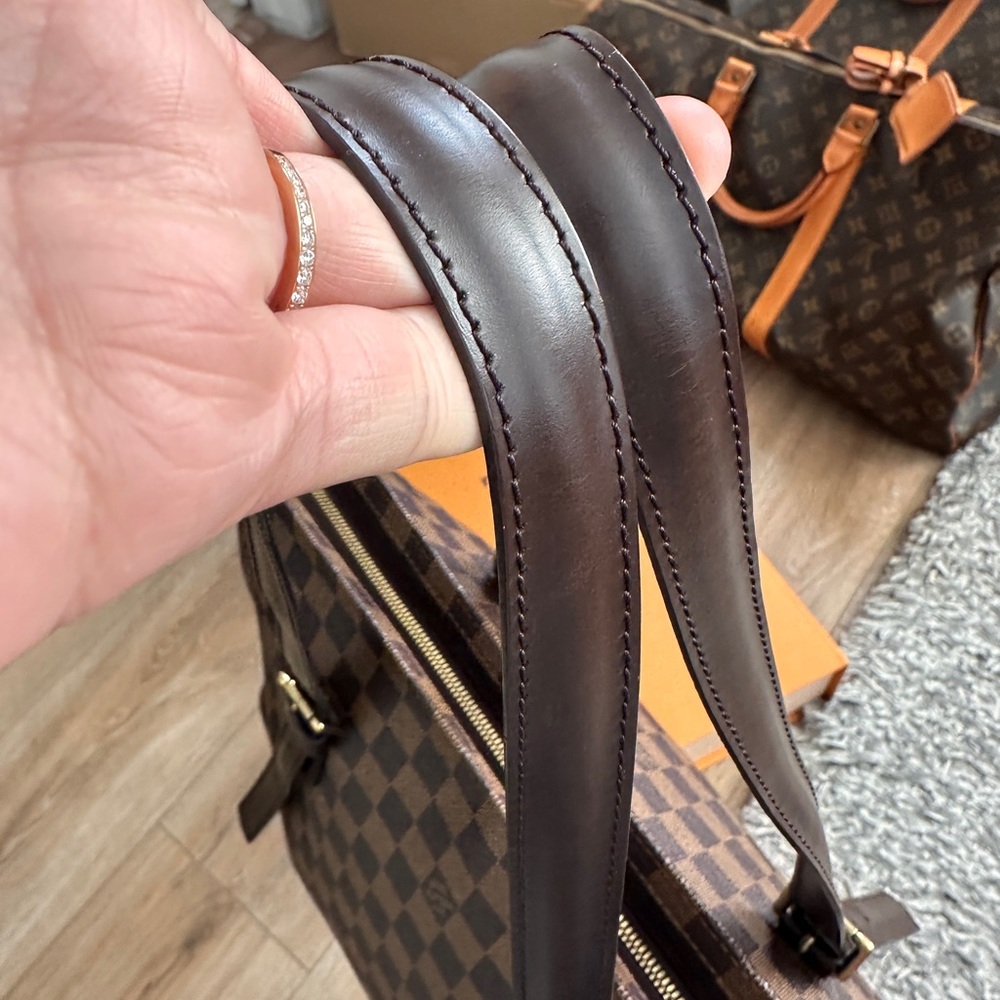 ❌SOLD❌🎉Authentic Louis Vuitton Chelsea Damier Ebene - Picture 7 of 15